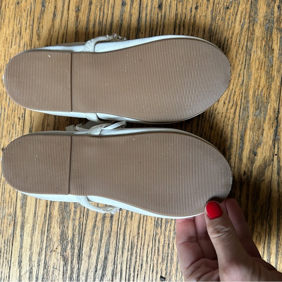 Little Girls Flower Girls Shoes - Satin with bows and rhinestones - Size 12 - Picture 8 of 9